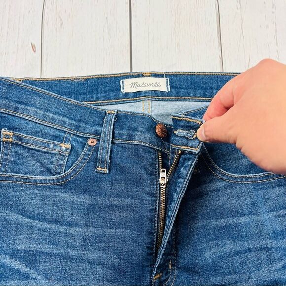 Madewell 9” High Rise Skinny  Factory Destroyed Jeans Size 27 - Picture 4 of 10
